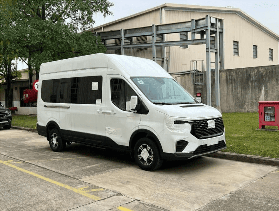 Xe 16 Chỗ Ford Transit